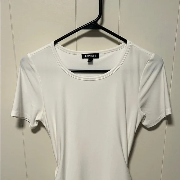 Dress - Picture 3 of 5